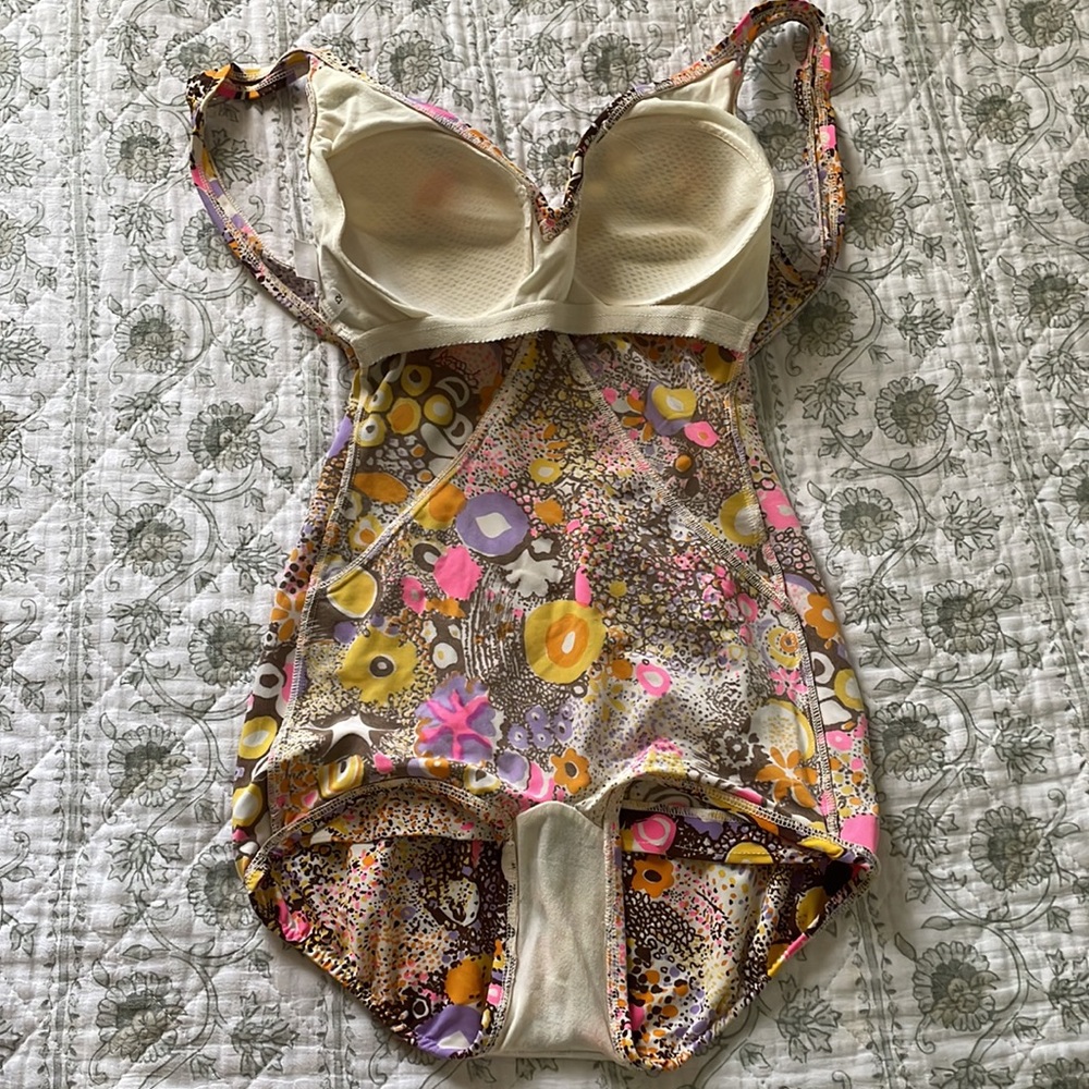 60’s Psychedelic Vintage Jantzen Swimsuit - Picture 4 of 6